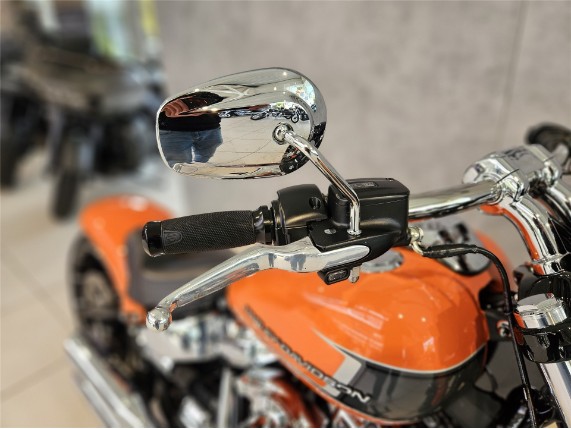 Harley-Davidson FXBR Softail Breakout 117, 0009447