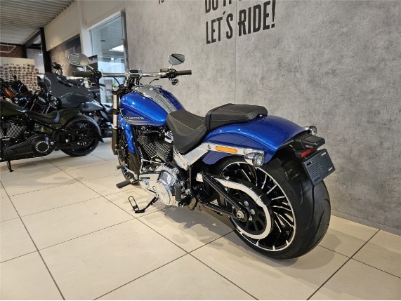 Harley-Davidson FXBR Softail Breakout 117, 0010340