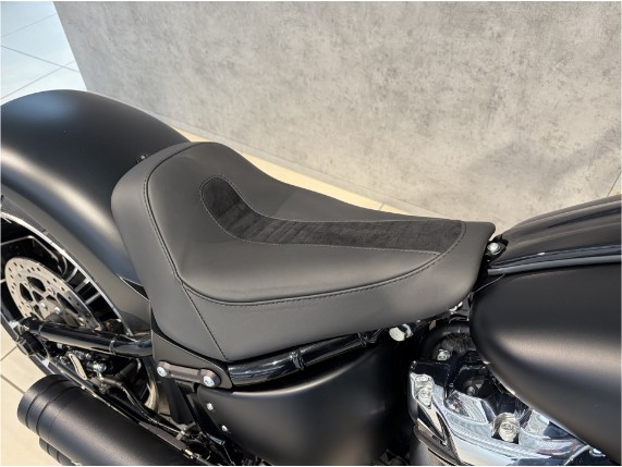 Harley-Davidson FXBR Softail Breakout 117, 0010496