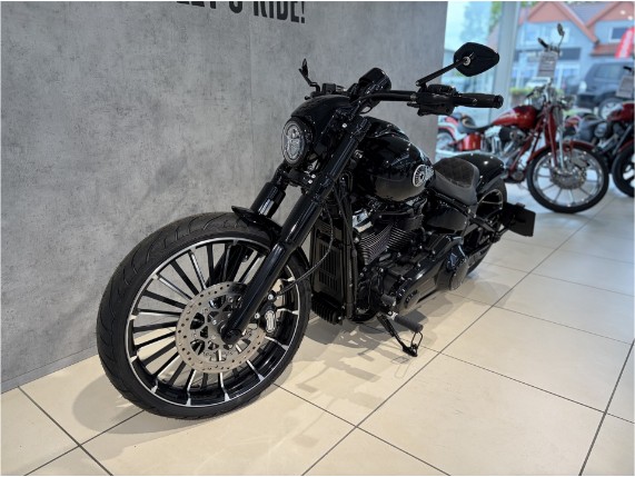 Harley-Davidson FXBR Softail Breakout 117, 0010874