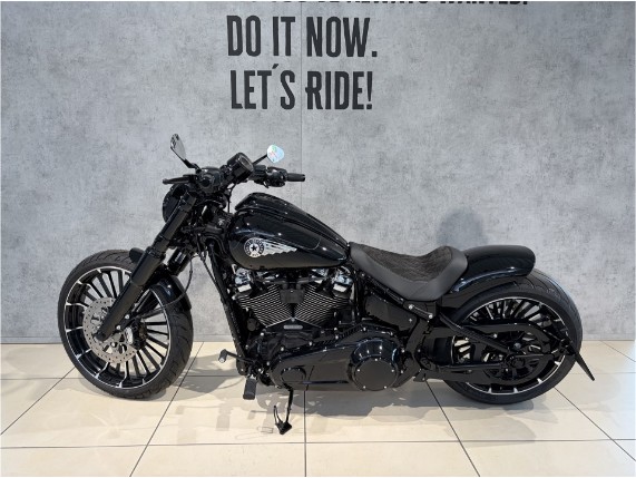 Harley-Davidson FXBR Softail Breakout 117, 0010874