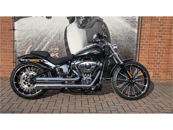 Harley-Davidson FXBR Softail Breakout 117, 0010893