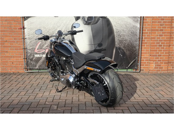 Harley-Davidson FXBR Softail Breakout 117, 0010893