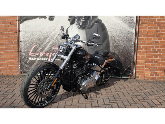 Harley-Davidson FXBR Softail Breakout 117, 0010893