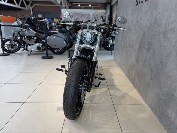 Harley-Davidson FXBR Softail Breakout 117, 0010953