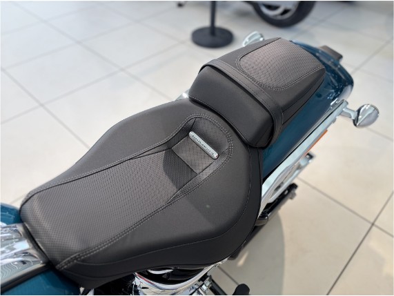 Harley-Davidson FXBR Softail Breakout 117, 0010953