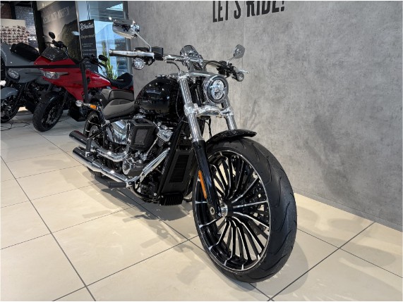 Harley-Davidson FXBR Softail Breakout 117, 0011155
