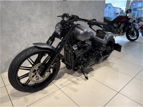 HARLEY-DAVIDSON FXBRS Softail Breakout, 0006755