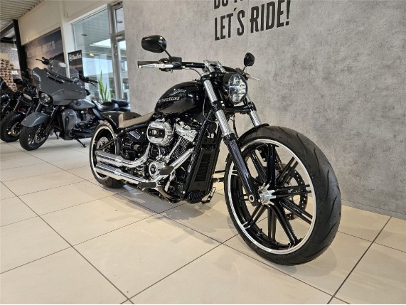 HARLEY-DAVIDSON FXBRS Softail Breakout, 0006995