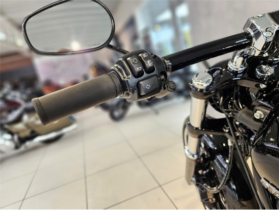 HARLEY-DAVIDSON FXBRS Softail Breakout, 0006995