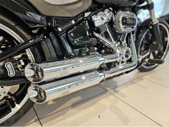 HARLEY-DAVIDSON FXBRS Softail Breakout, 0006995