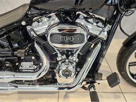 HARLEY-DAVIDSON FXBRS Softail Breakout, 0006995
