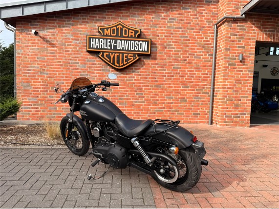 HARLEY-DAVIDSON FXDB STREET BOB, 0004953