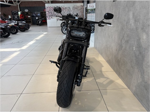 HARLEY-DAVIDSON FXFBS Softail Fat Bob 114, 0008883