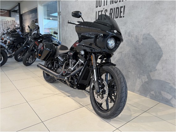 HARLEY DAVIDSON FXLRST Softail Low Rider ST, 0007635