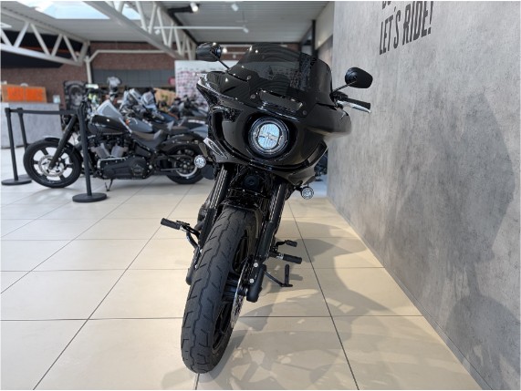 HARLEY DAVIDSON FXLRST Softail Low Rider ST, 0007635