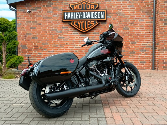 HARLEY-DAVIDSON FXLRST Softail Low Rider ST, 0010209