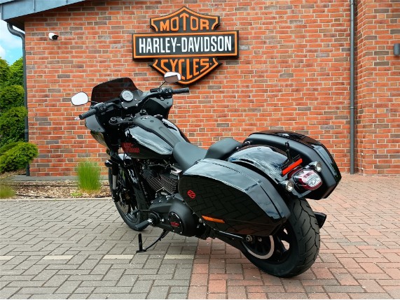 HARLEY-DAVIDSON FXLRST Softail Low Rider ST, 0010209