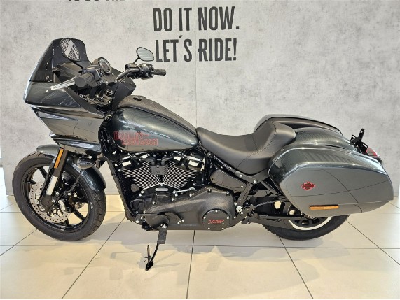 Harley-Davidson FXLRST Softail Low Rider ST, 0010322