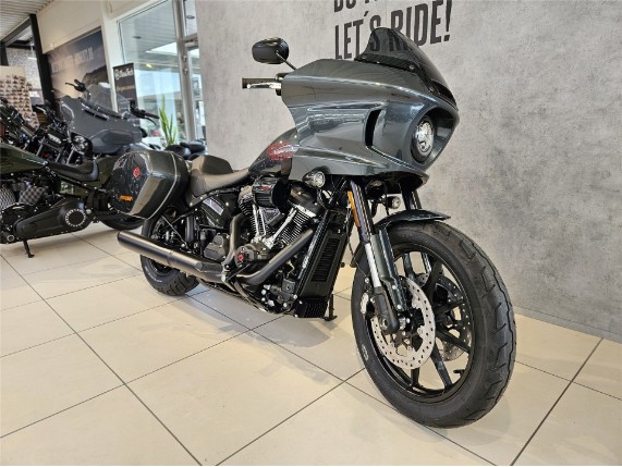 Harley-Davidson FXLRST Softail Low Rider ST, 0010322