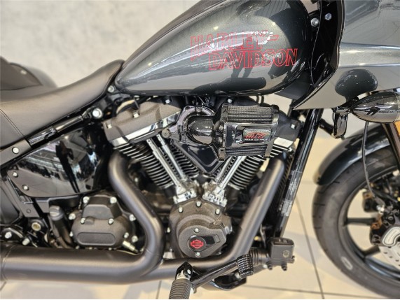 Harley-Davidson FXLRST Softail Low Rider ST, 0010322
