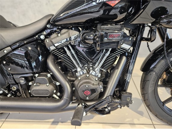 Harley-Davidson FXLRST Softail Low Rider ST, 0010326