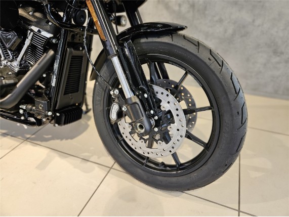 Harley-Davidson FXLRST Softail Low Rider ST, 0010326