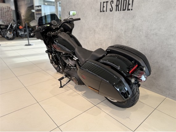 Harley-Davidson FXLRST Softail Low Rider ST, 0011238