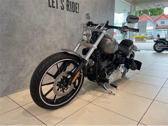 HARLEY-DAVIDSON FXSB Softail Breakout, 0004712