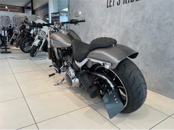 HARLEY-DAVIDSON FXSB Softail Breakout, 0004712