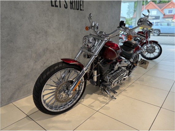 HARLEY-DAVIDSON FXSBSE BREAKOUT CVO, 0004292