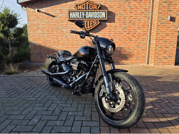 HARLEY-DAVIDSON FXSE CVO Pro Street Breakout, 0003536