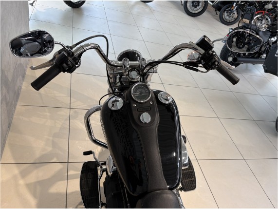 HARLEY-DAVIDSON STREET BOB, 0010909