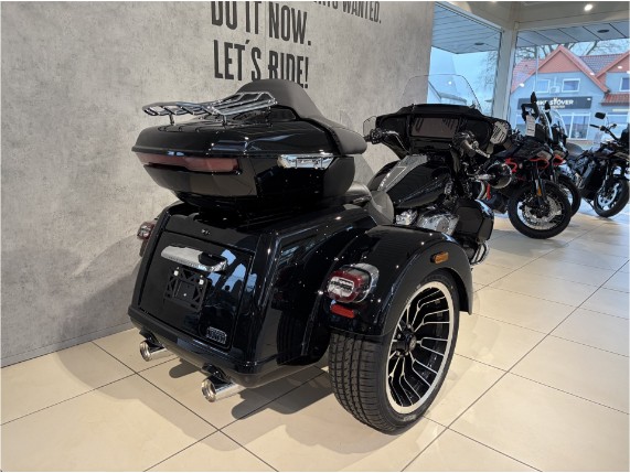 Harley-Davidson Street Glide 3 Limited, 0011280