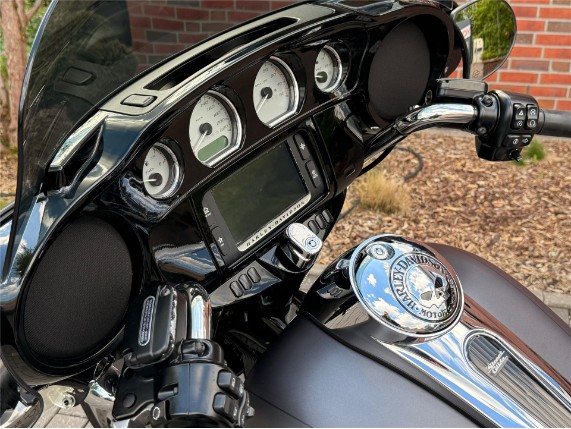 HARLEY-DAVIDSON Street Glide Special, 0005519