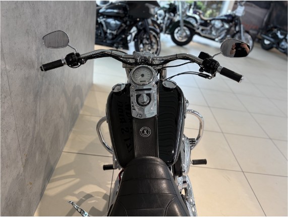 HARLEY-DAVIDSON SUPER GLIDE CUSTOM, 0007173