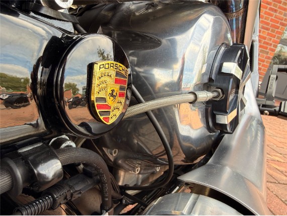 HARLEY-DAVIDSON V-ROD MUSCLE, 0011484