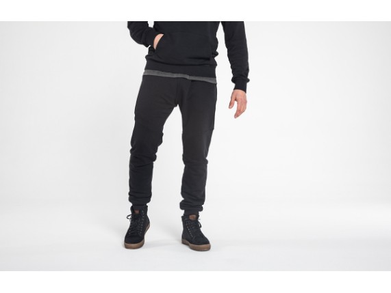 jdj5001_jogger_black_third_group_505a3192