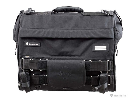 MA142P_PET_M_Motorradtasche-fuer-Hunde_Deemeed_11kg (2)