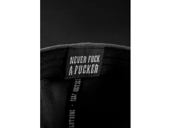 MM-E-3030-FC-GO_men-of-mayhem-flex-cap-mayhem-grau-orange-detail-4_33b29e8d-c5cf-4b65-8954-9a81068a1f3f