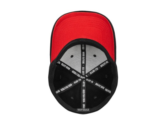 MM-E-3030-FC-SR_men-of-mayhem-flex-cap-mayhem-schwarz-rot-vorderseite-4_1cfe7ef1-241c-4188-ab9b-66edc7642fc2
