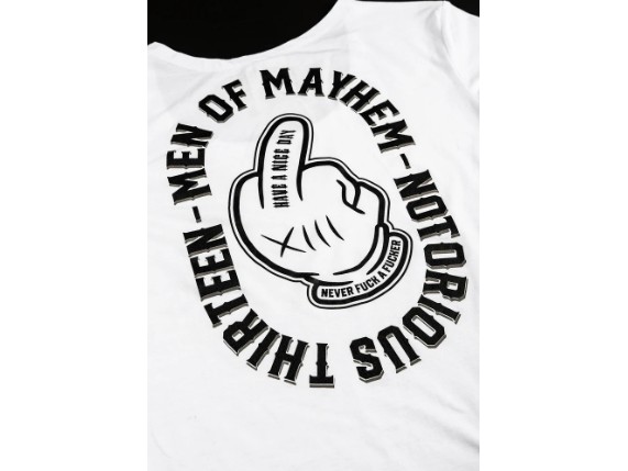 MM-M-1010-MF-WS_men-of-mayhem-t-shirt-middle-finger-weiss-schwarz-detail-1_04a7fb25-21b0-450a-b2b9-d0cdfa6552d5