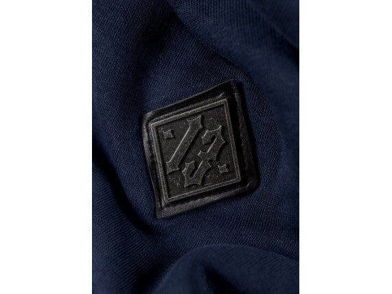 MM-M-1040-CC-NG_men-of-mayhem-crewneck-classic-navy-gold-detail-3_d9eaca8a-ee2e-4b4a-8538-ac92e098a34e