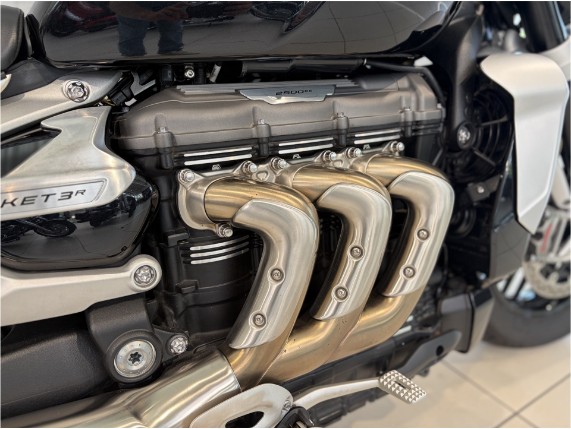 TRIUMPH Rocket III R, 0011420