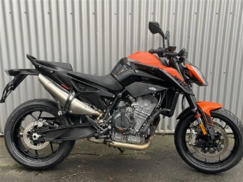 890 DUKE 2021