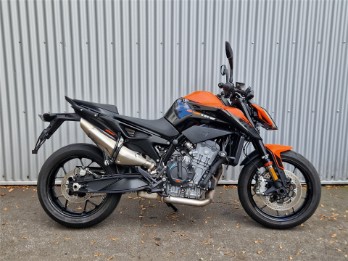 890 DUKE 2022