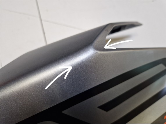 93008050000BHG, Kraftstofftankspoiler links