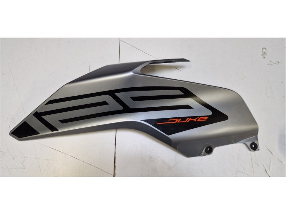 93008050000BHG, Kraftstofftankspoiler links