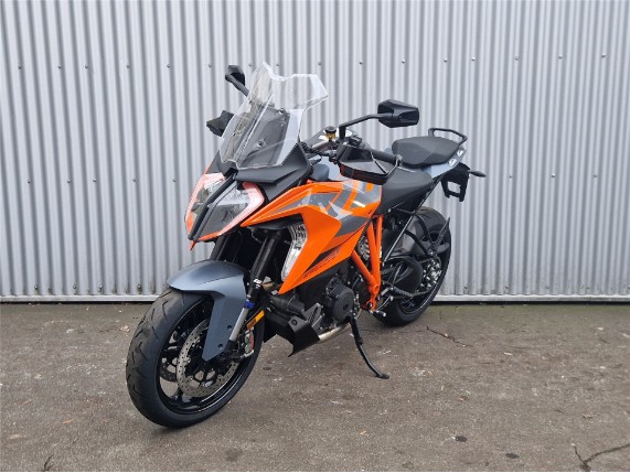 KTM 1290 SUPER DUKE GT 2024, 0017374