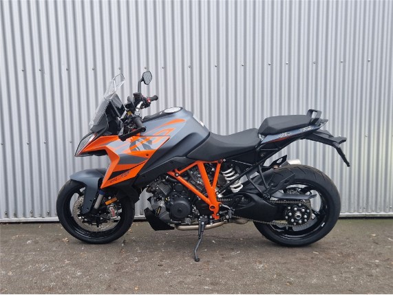 KTM 1290 SUPER DUKE GT 2024, 0017374
